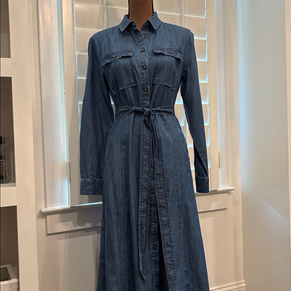 LOFT chambray belted midi pocket shirt dress - Picture 2 of 8